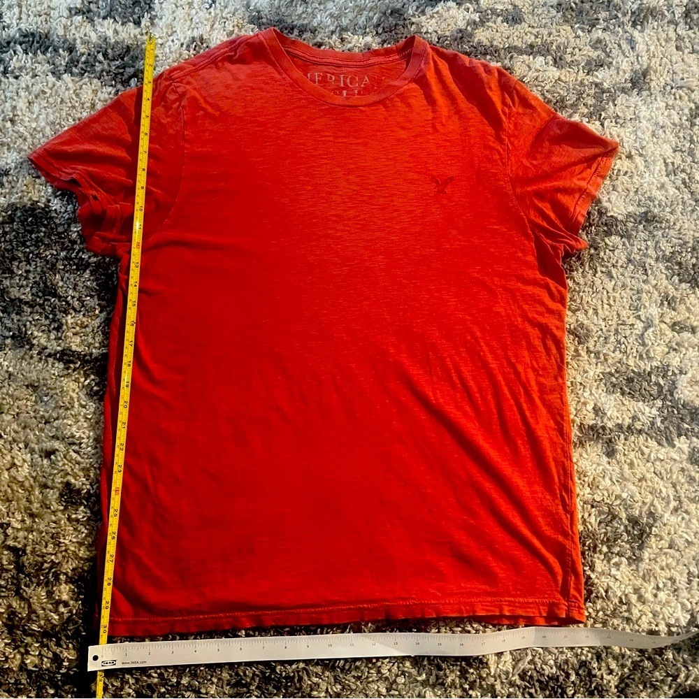 American Eagle Outfitters Red Short Sleeve Tee